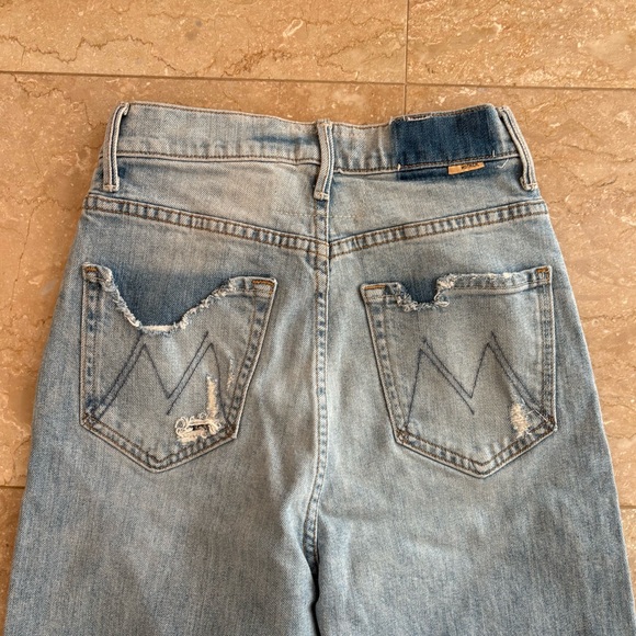 MOTHER High Waisted Tunnel Vision Sneak Undone Hem Straight Leg Jeans, Size 25 - Picture 5 of 10
